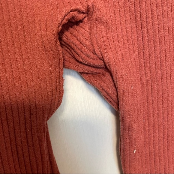 Ardene Terracotta Ribbed Leggings Size Medium - Picture 4 of 7